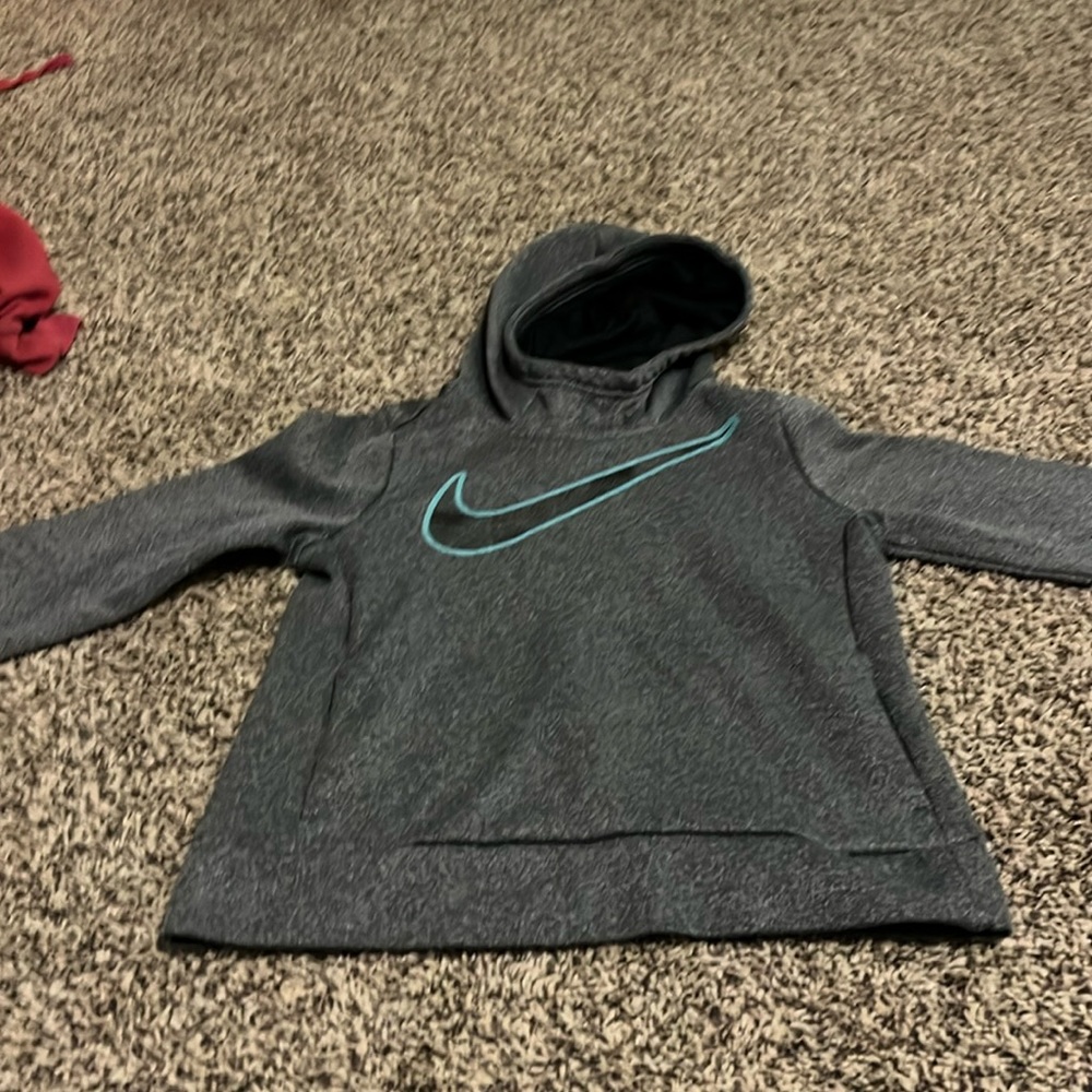 Nike sweatshirt